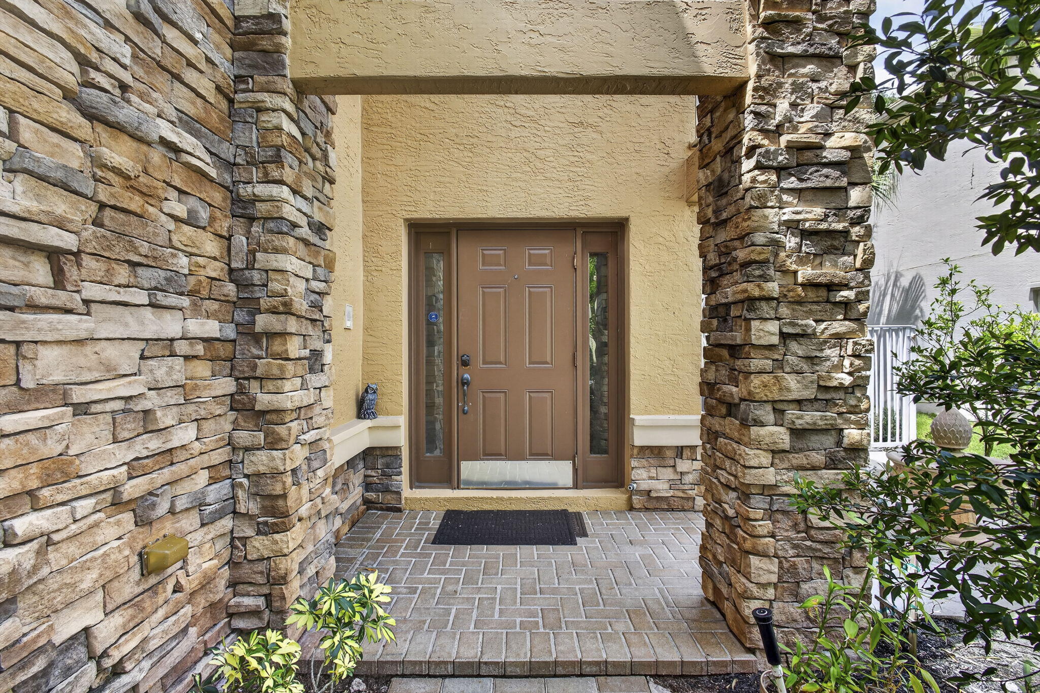 10154 Clubhouse Turn Road Lake Worth, FL 33449 - Photo 4 of 75 6-web-or-mls-BS1A3802