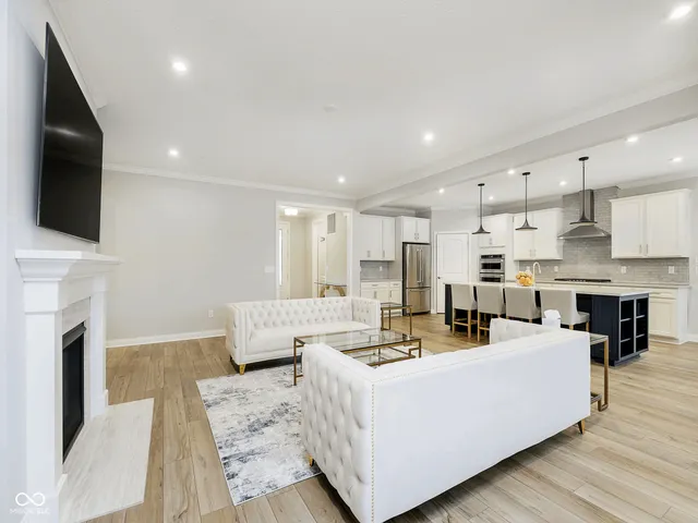 $4,250 | 14755 Legacy Oaks Drive, Carmel, IN 46032