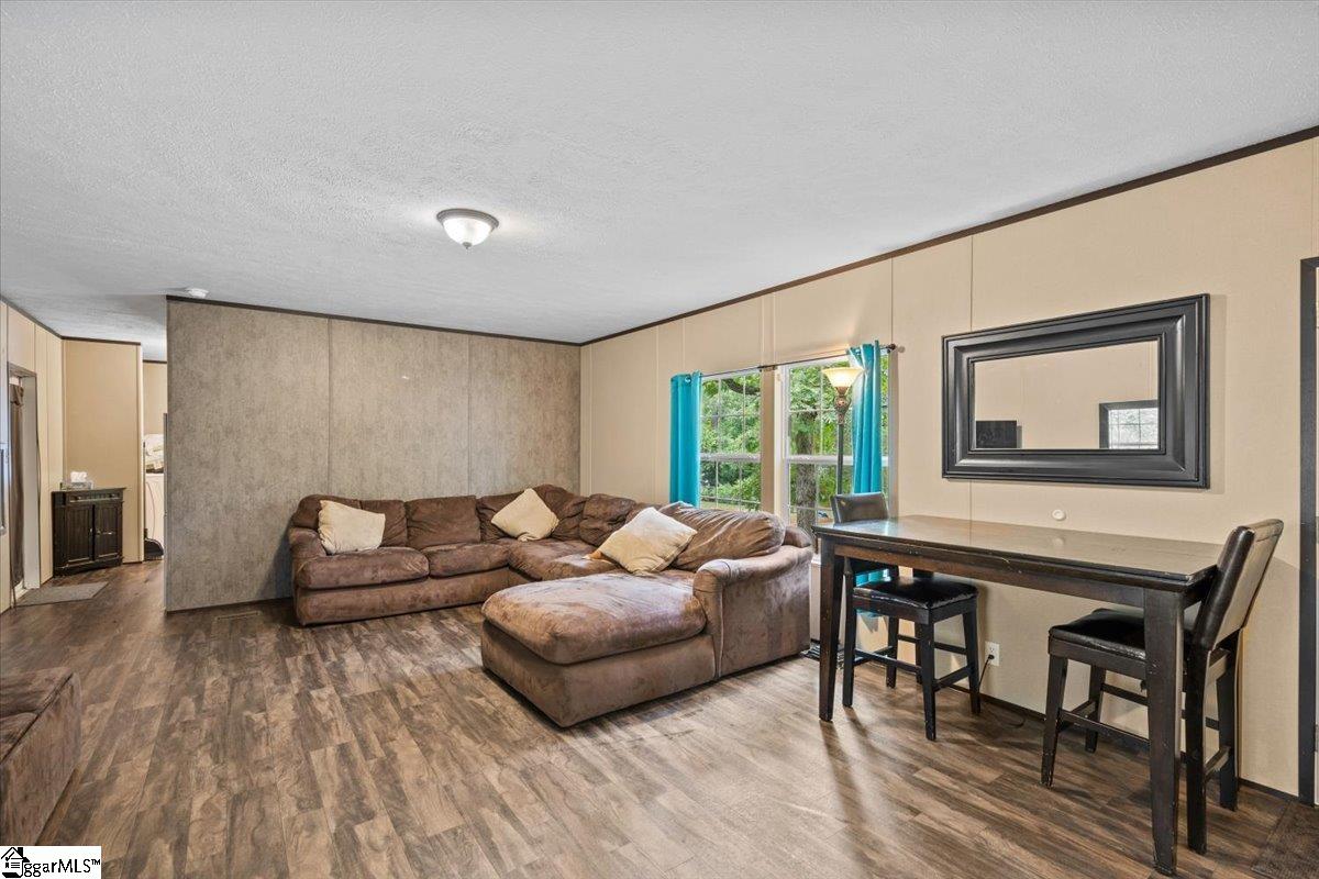 1121 Foster Road Inman, SC 29349 - Photo 5 of 35