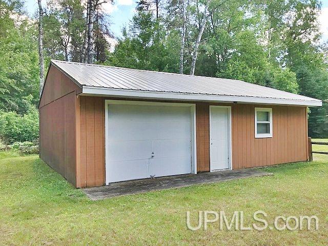 W10093 Becker Road Wausaukee, WI 54177 - Photo 17 of 29 Gallery Image 17