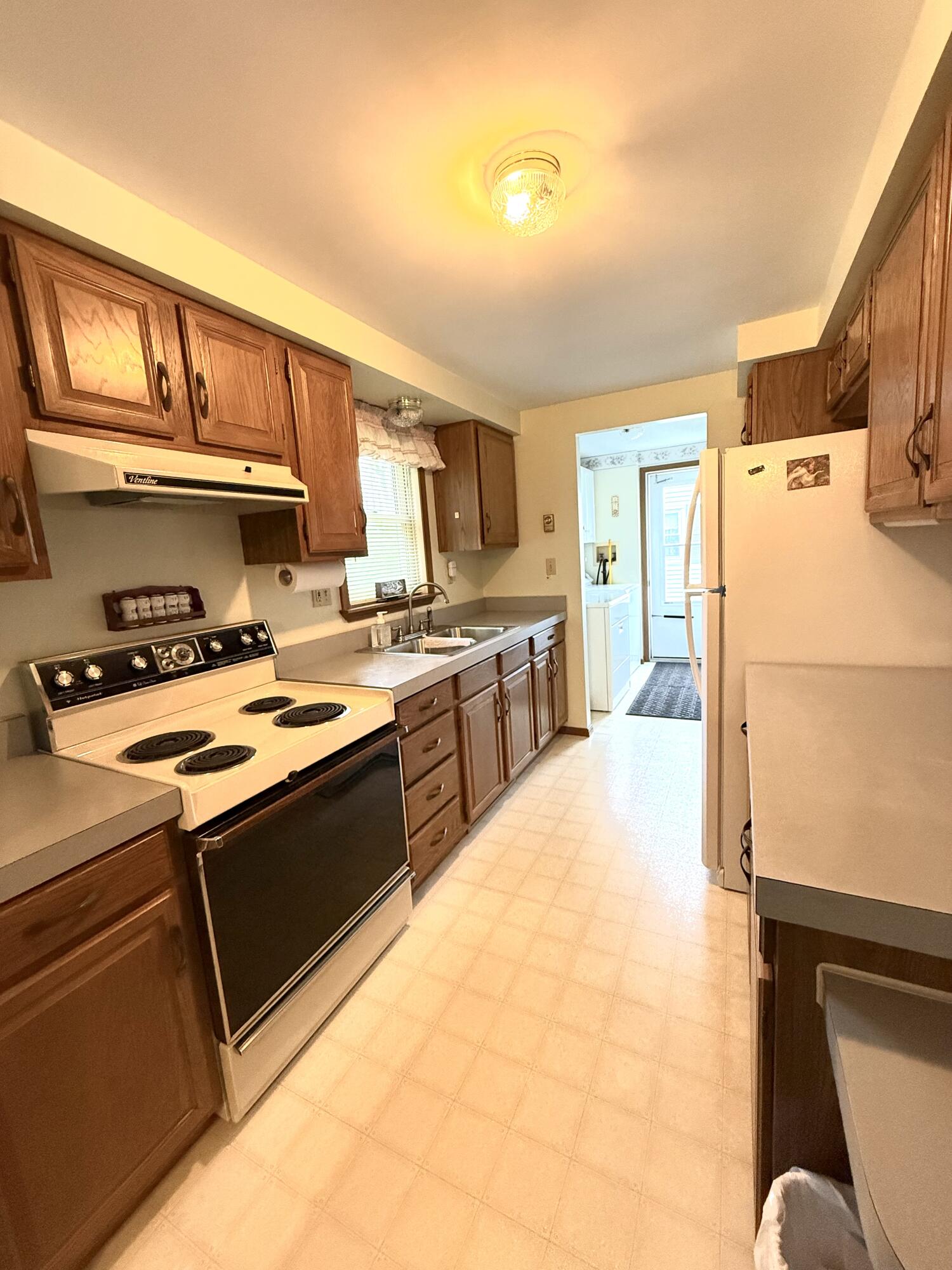 22 Beechwood Drive Rouses Point, NY 12979 - Photo 5 of 16 Gallery Image 5