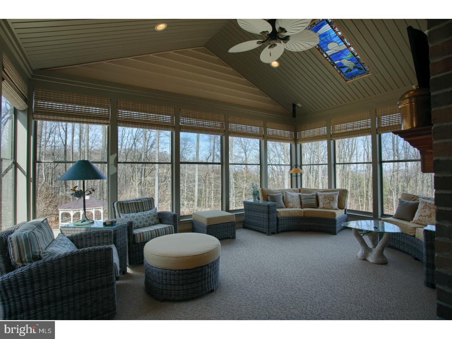 211 Chapel Hill Road Reading, PA 19608 - Photo 12 of 25