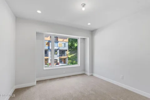 $760,300 | 14 Footpath Way, Lake George, NY 12845