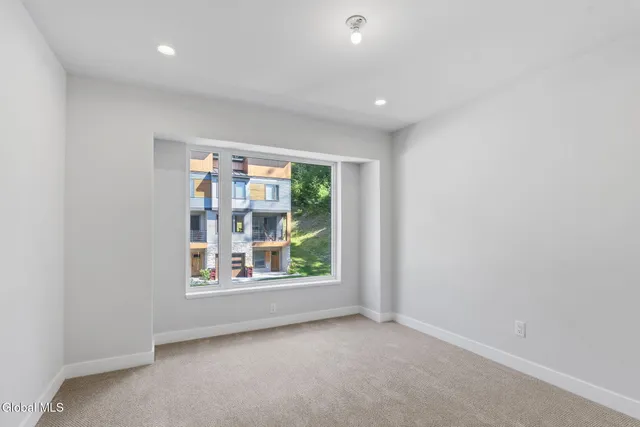 $760,300 | 14 Footpath Way, Lake George, NY 12845