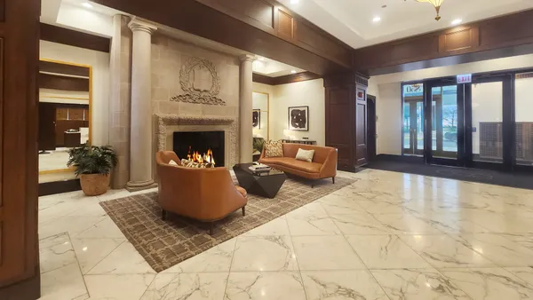 $3,900 | 850 North Lake Shore Drive, Unit 504, Chicago, IL 60611