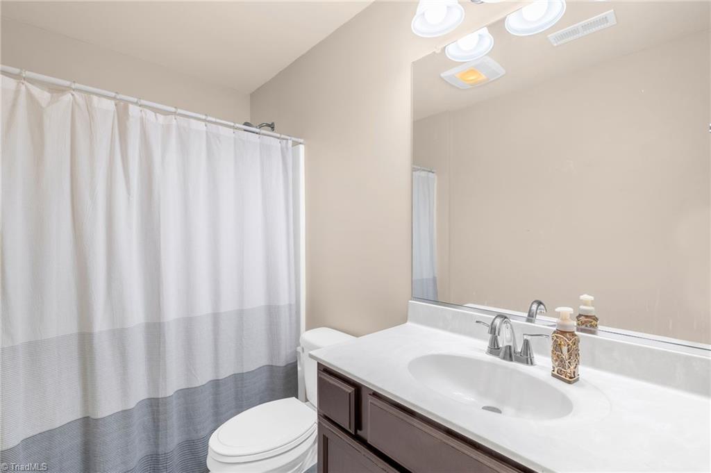 5703 Midstream Circle Clemmons, NC 27012 - Photo 21 of 32