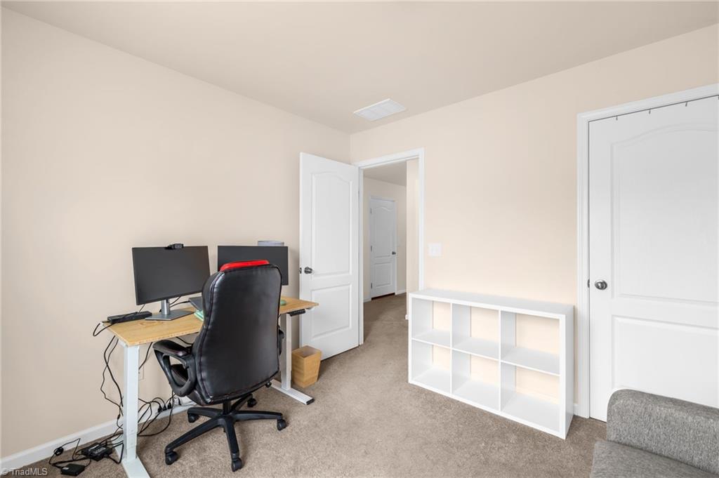 5703 Midstream Circle Clemmons, NC 27012 - Photo 23 of 32