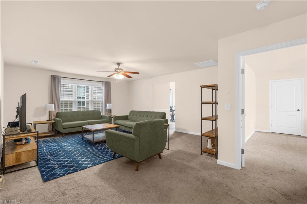 5703 Midstream Circle Clemmons, NC 27012 - Photo 7 of 32