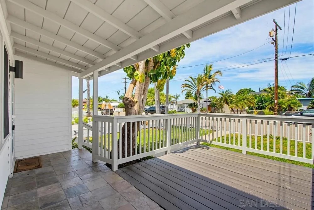 1027 Knowles Avenue Carlsbad, CA 92008 - Photo 6 of 42