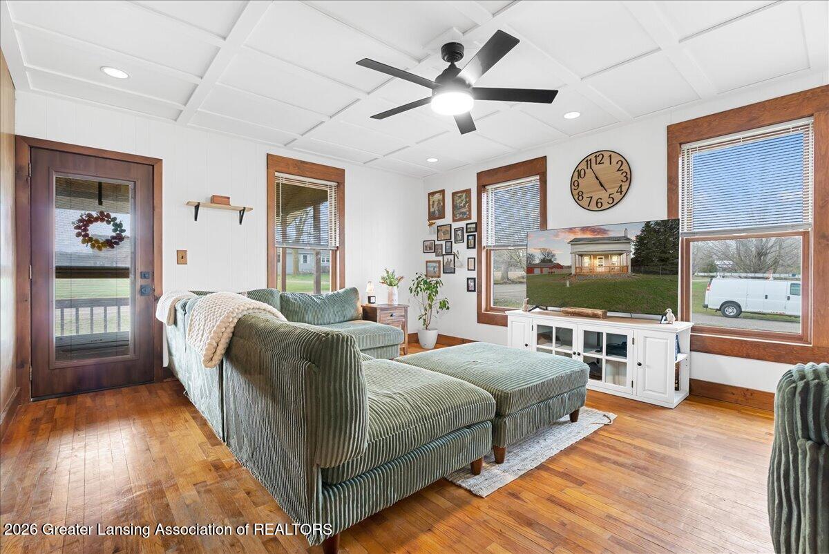 2304 North Chester Road Charlotte, MI 48813 - Photo 7 of 46 15-Media Jett - 13