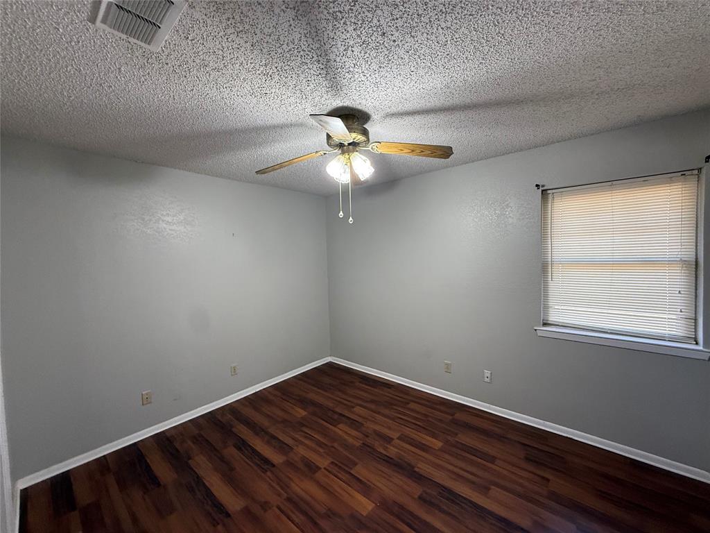 503 Windsor Lane Springtown, TX 76082 - Photo 19 of 38 Bedroom 3