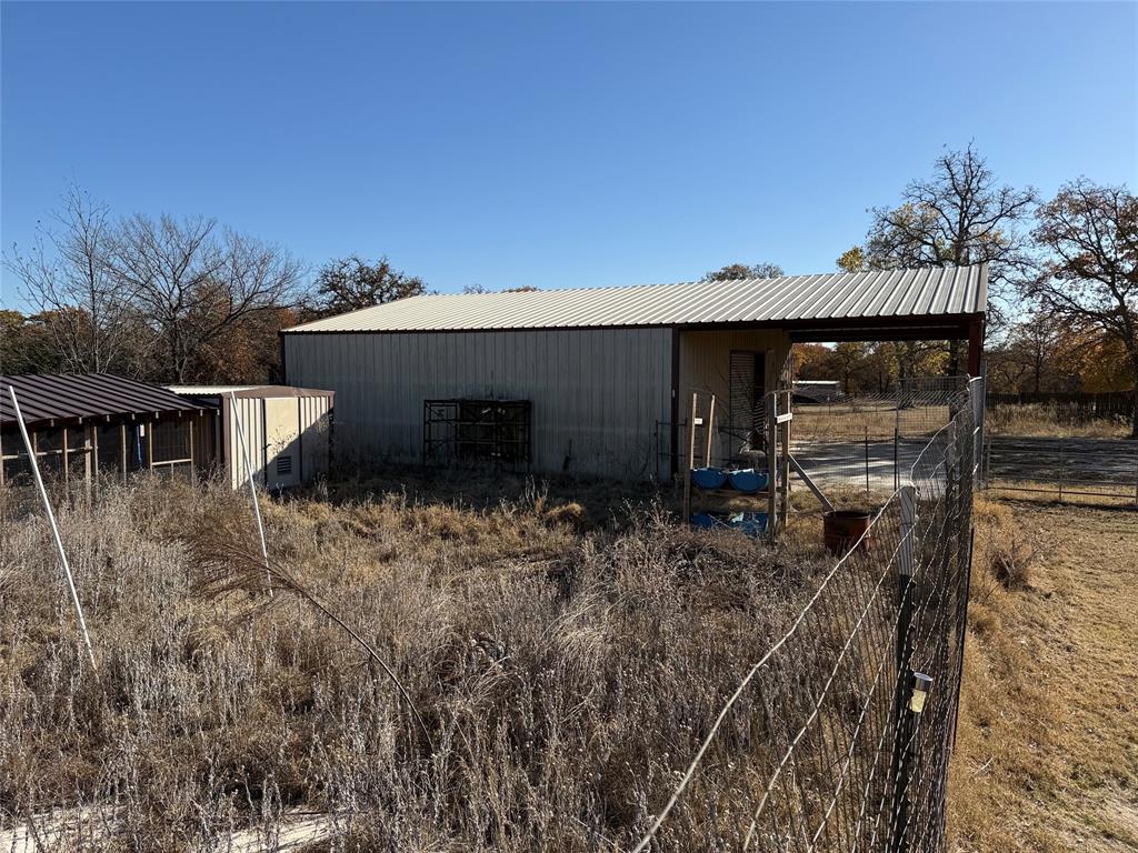 503 Windsor Lane Springtown, TX 76082 - Photo 38 of 38 Chicken Coop