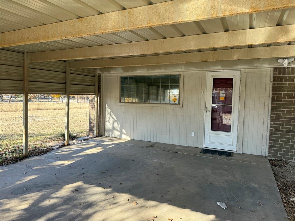 503 Windsor Lane Springtown, TX 76082 - Photo 5 of 38 Side Carport