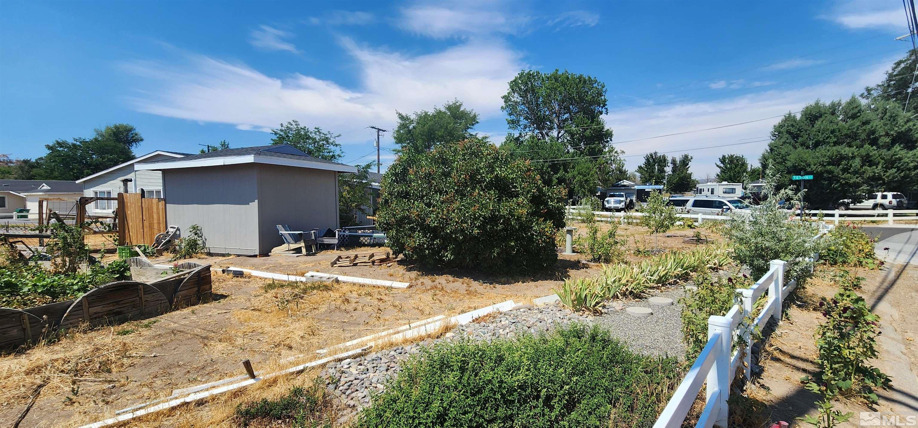 5330 Teton Street Reno, NV 89506 - Photo 11 of 11 a view of a backyard with sitting area