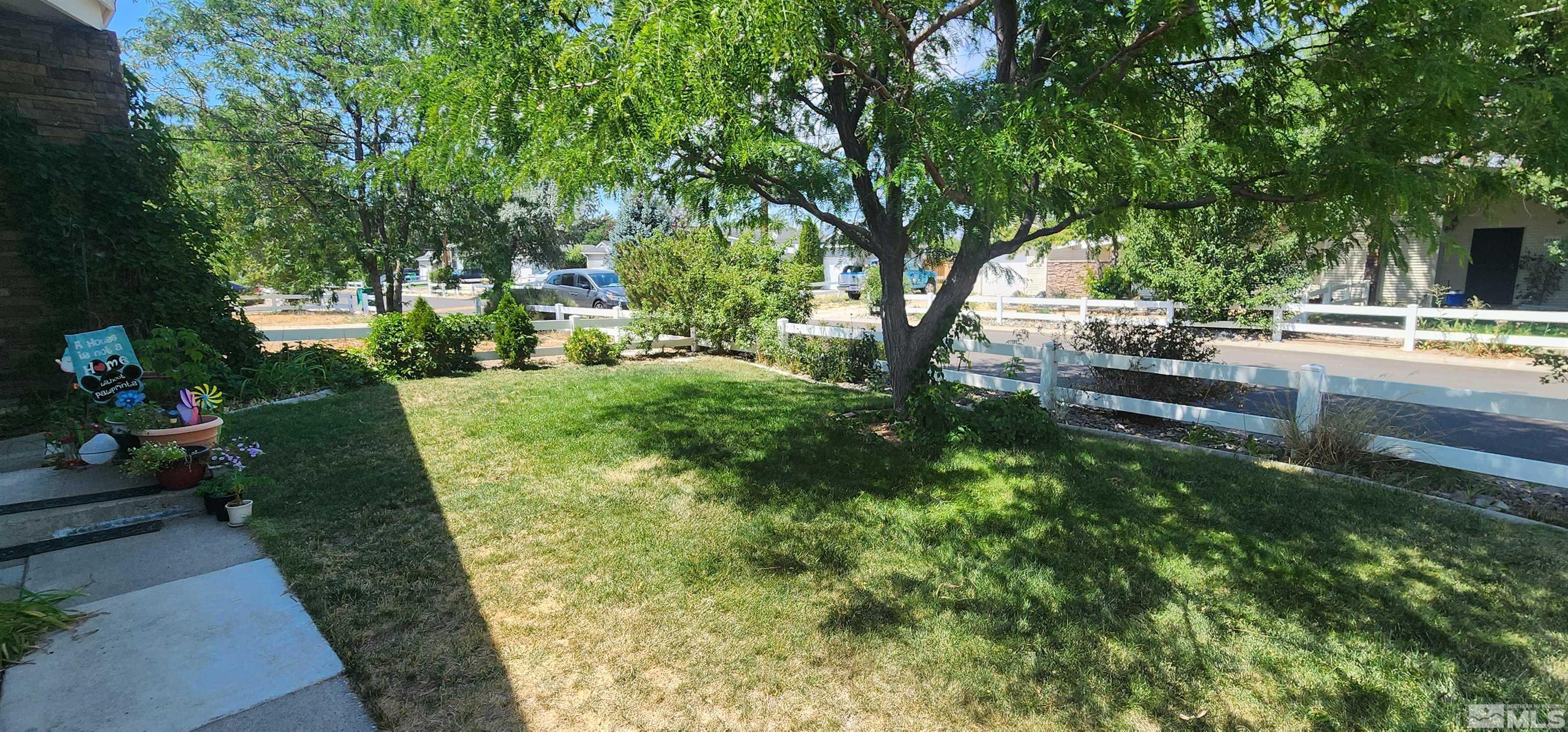 5330 Teton Street Reno, NV 89506 - Photo 8 of 11 a view of yard with green space
