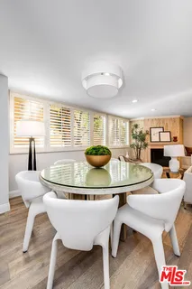 $1,249,000 | 441 North Oakhurst Drive, Unit 203, Beverly Hills, CA 90210