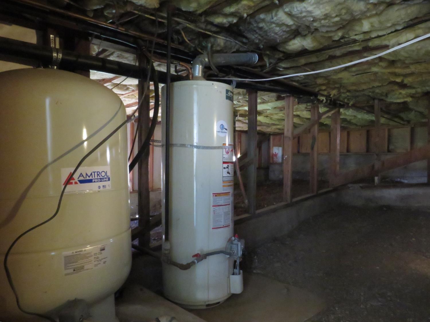 19245 Geisendorfer Road Applegate, CA 95703 - Photo 34 of 59 Basement under the main home.