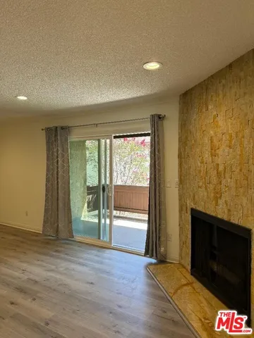 $3,500 | 13112 Moorpark Street, Unit 1, Sherman Oaks, CA 91423