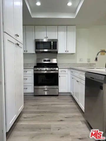 $3,500 | 13112 Moorpark Street, Unit 1, Sherman Oaks, CA 91423