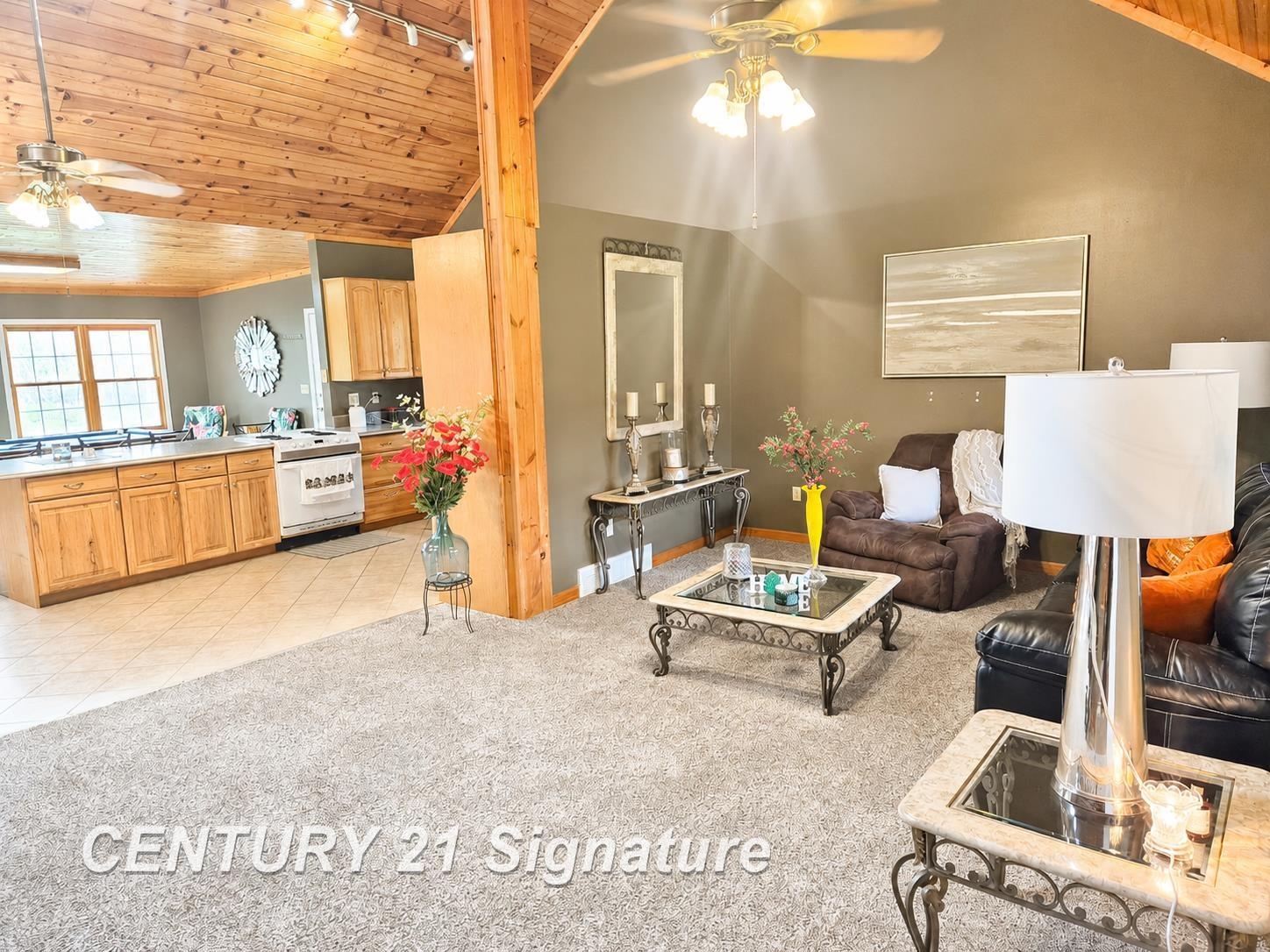 3175 Coolidge Road Beaverton, MI 48612 - Photo 3 of 38