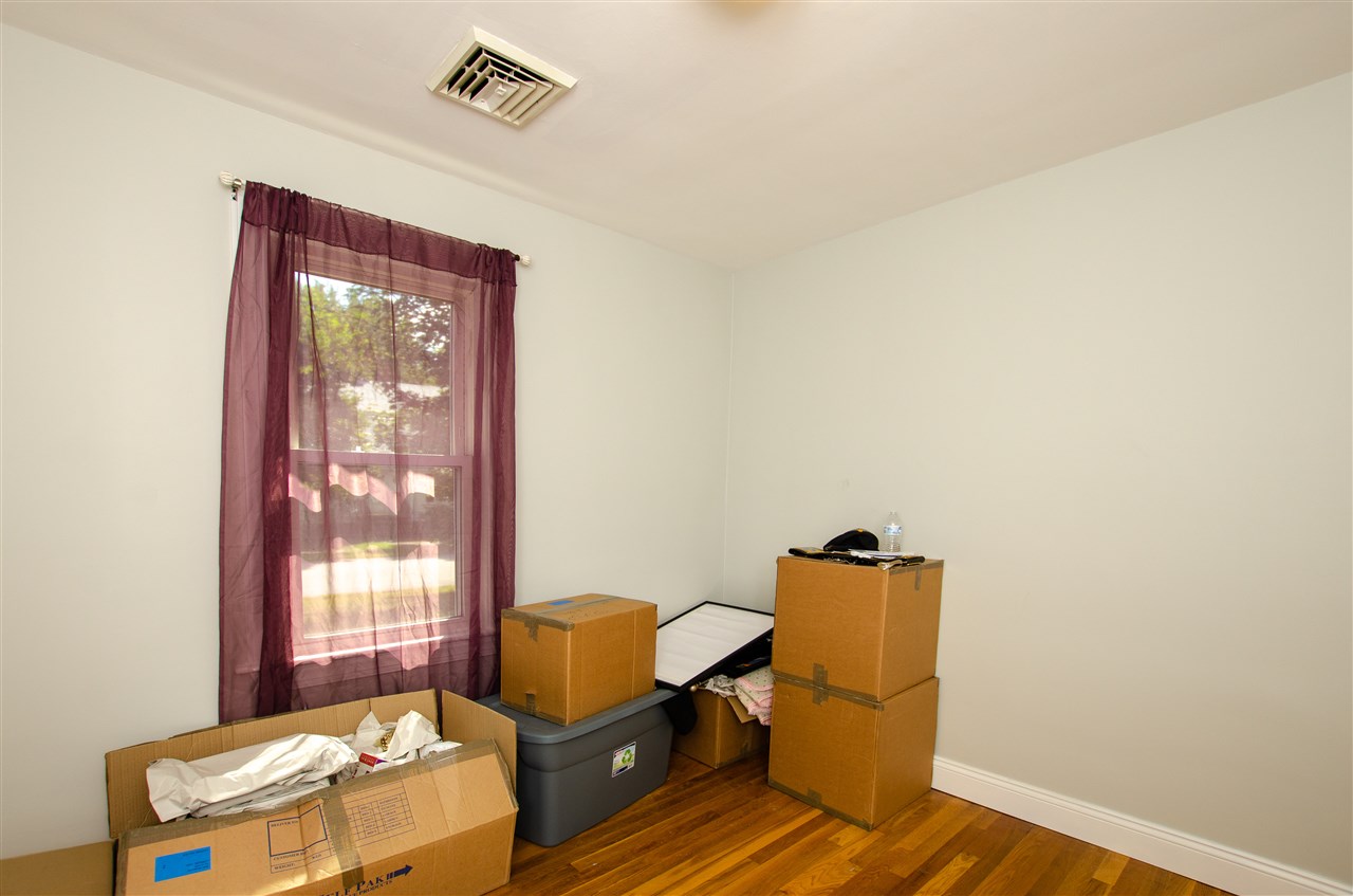 9 Gloria Street Rochester, NH 03867 - Photo 19 of 36