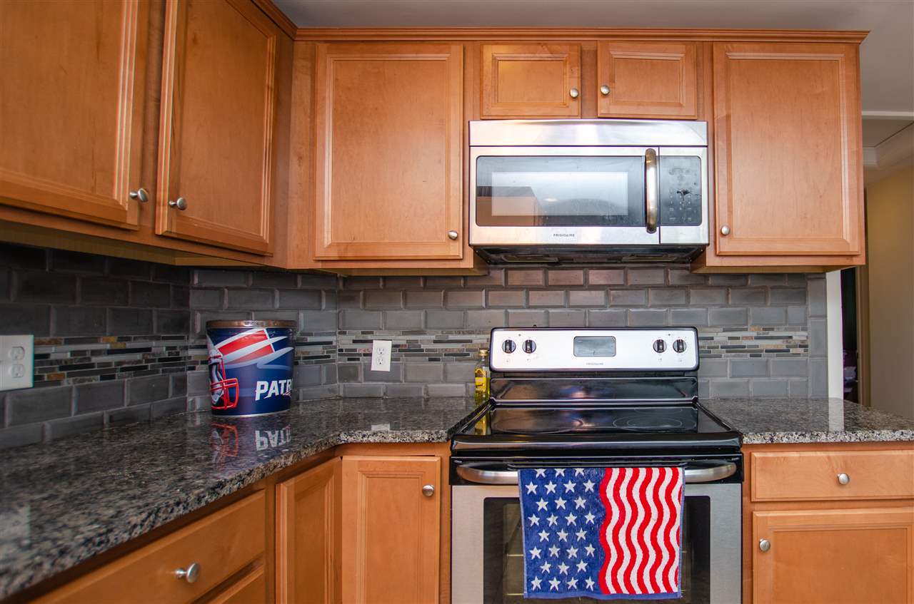 9 Gloria Street Rochester, NH 03867 - Photo 8 of 36