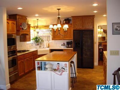 207 Hampton Court Exeter, CA 93221 - Photo 8 of 18 Additional Photo