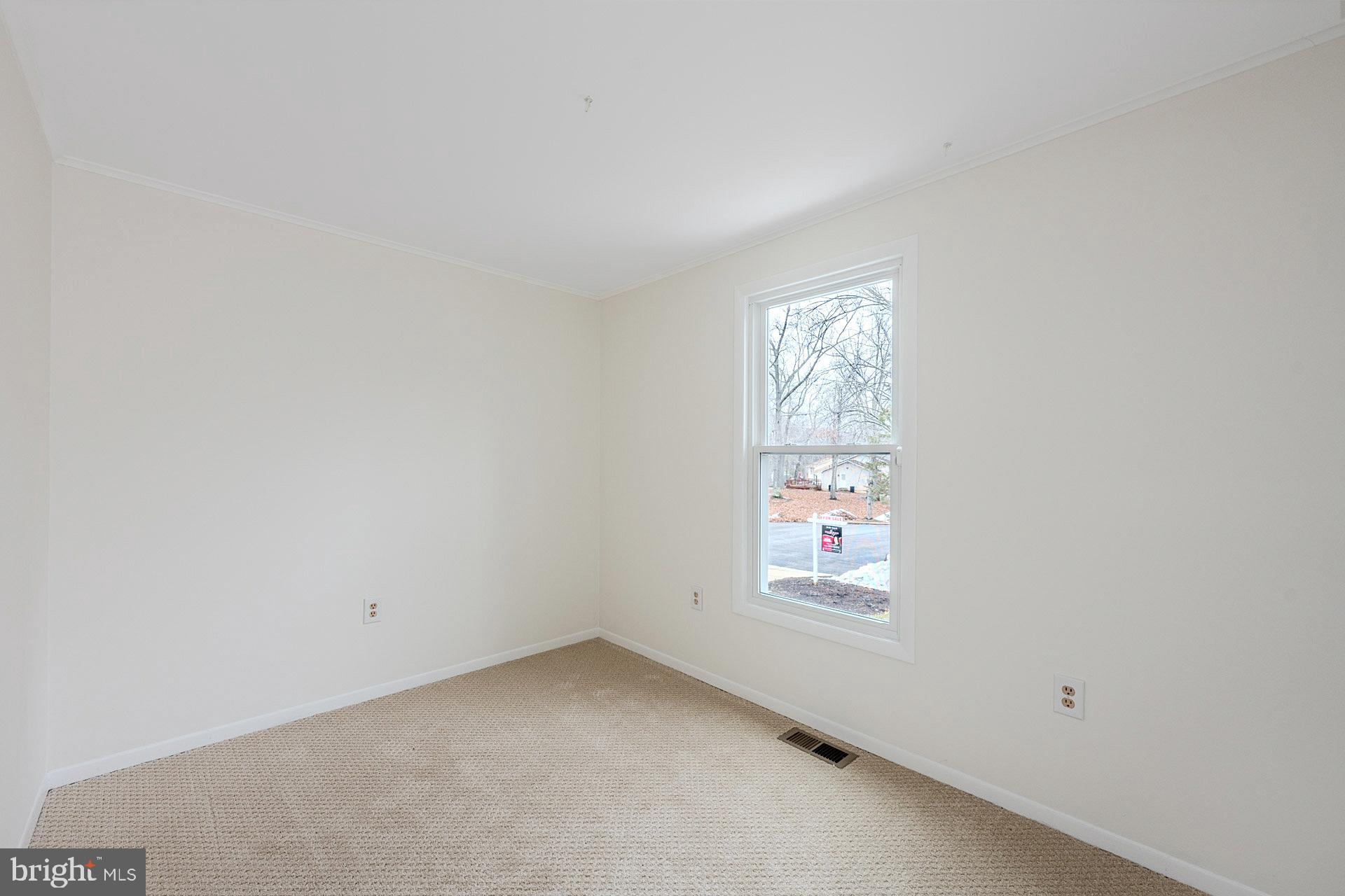 8414 Belding Court Brandywine, MD 20613 - Photo 23 of 37 an empty room with a window