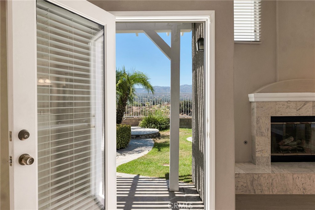 22244 Circle J Ranch Road Saugus, CA 91350 - Photo 30 of 56 Gallery Image 30