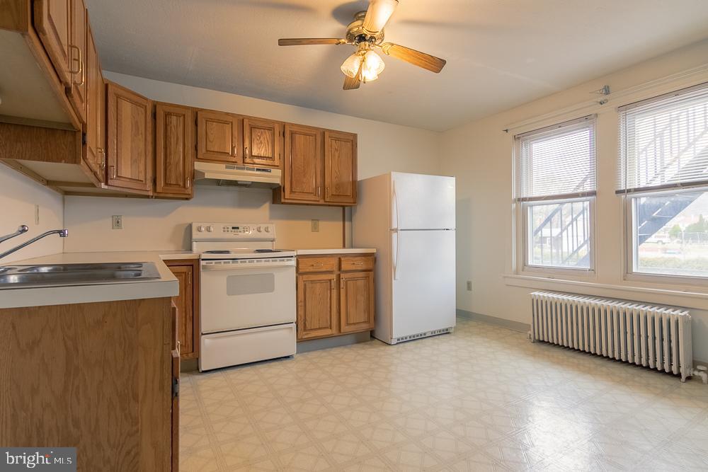 3807 Kutztown Road Reading, PA 19605 - Photo 10 of 20 Kitchen - 2nd Floor
