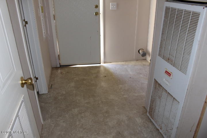761 Cooley Road Rocky Mount, NC 27803 - Photo 4 of 15 Wash Room
