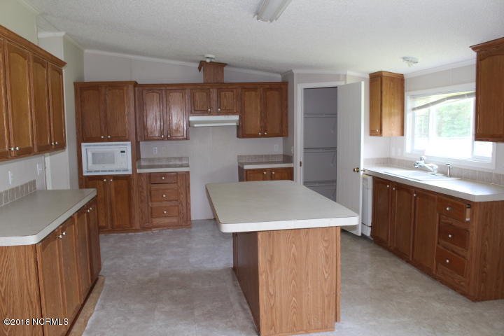 761 Cooley Road Rocky Mount, NC 27803 - Photo 10 of 15 Kitchen