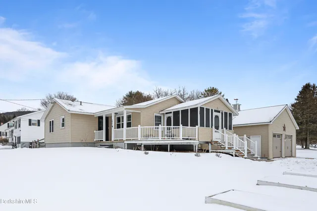 $475,000 | 290 East Center Street, Lee, MA 01238