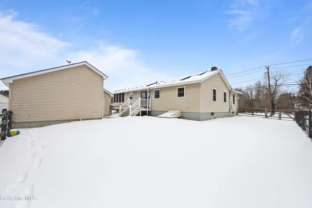 $475,000 | 290 East Center Street, Lee, MA 01238