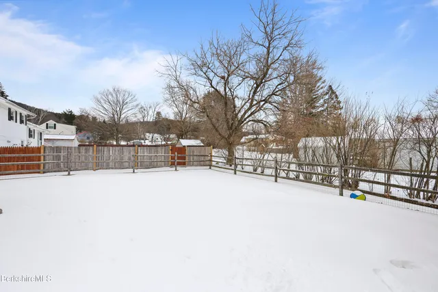 $475,000 | 290 East Center Street, Lee, MA 01238