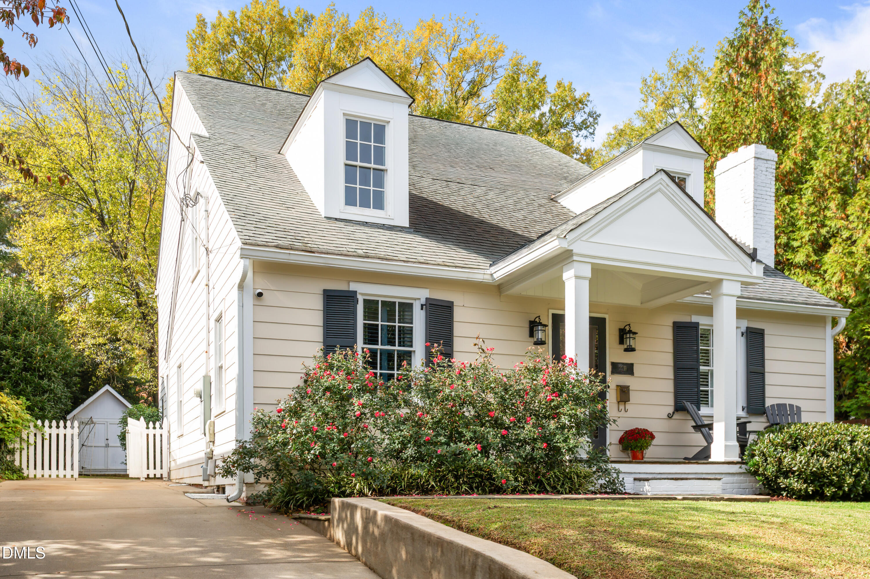 2211 Breeze Road Raleigh, NC 27608 - Photo 2 of 48 IMGL9547-2