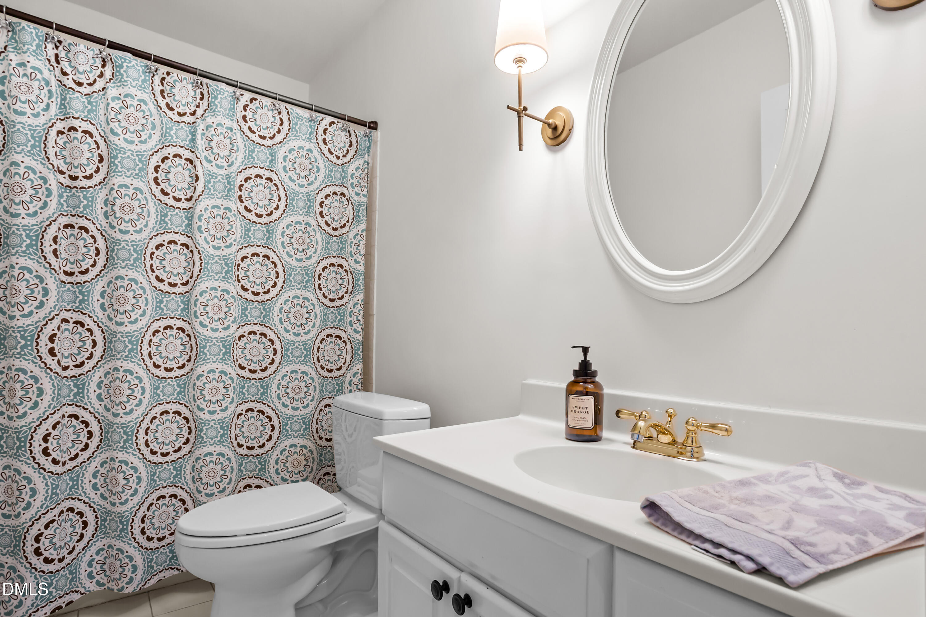 2211 Breeze Road Raleigh, NC 27608 - Photo 25 of 48 IMGL9439