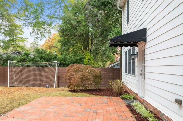 $1,160,000 | 2211 Breeze Road, Raleigh, NC 27608