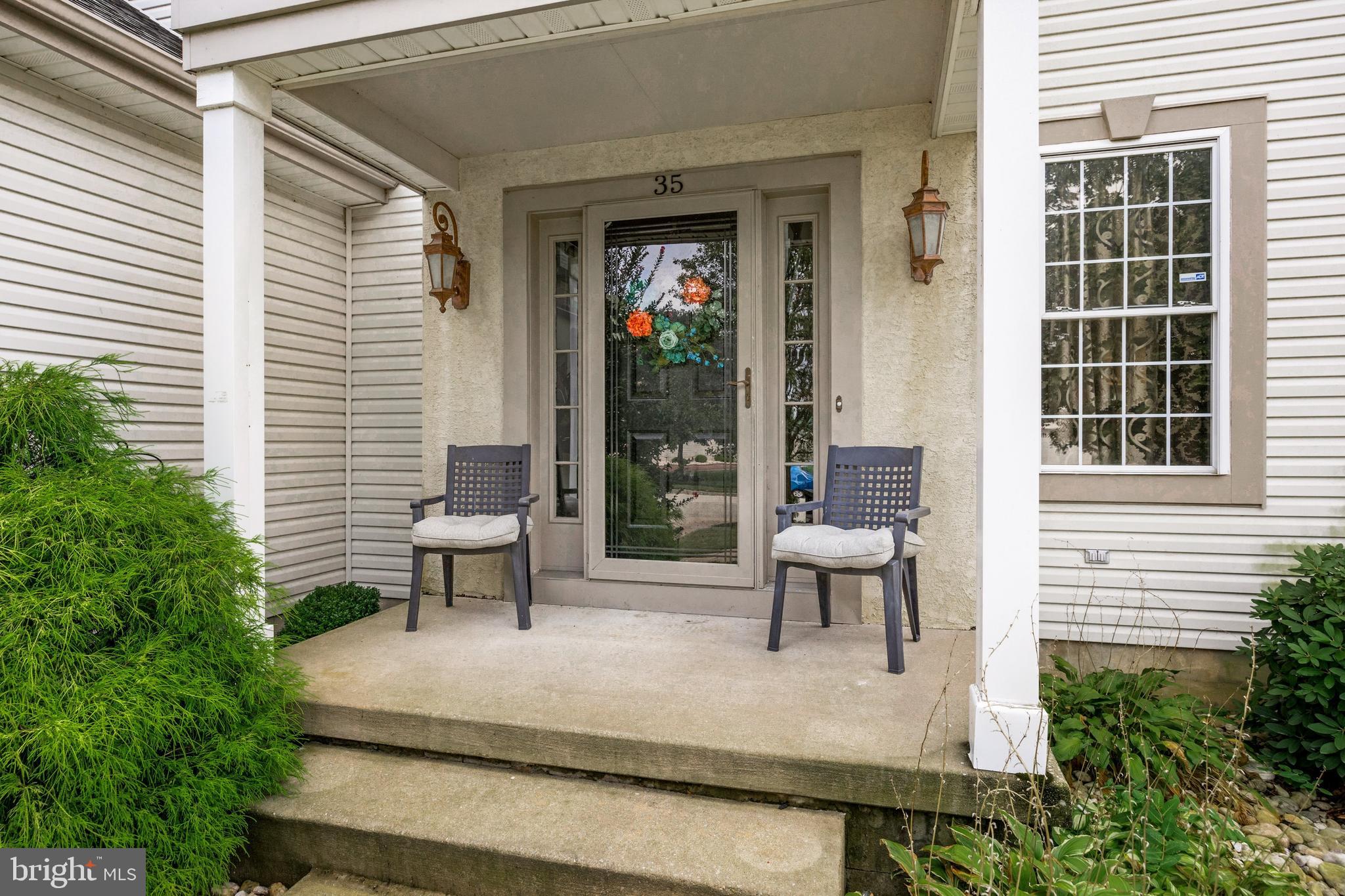 35 Graypebble Circle Sicklerville, NJ 08081 - Photo 2 of 30