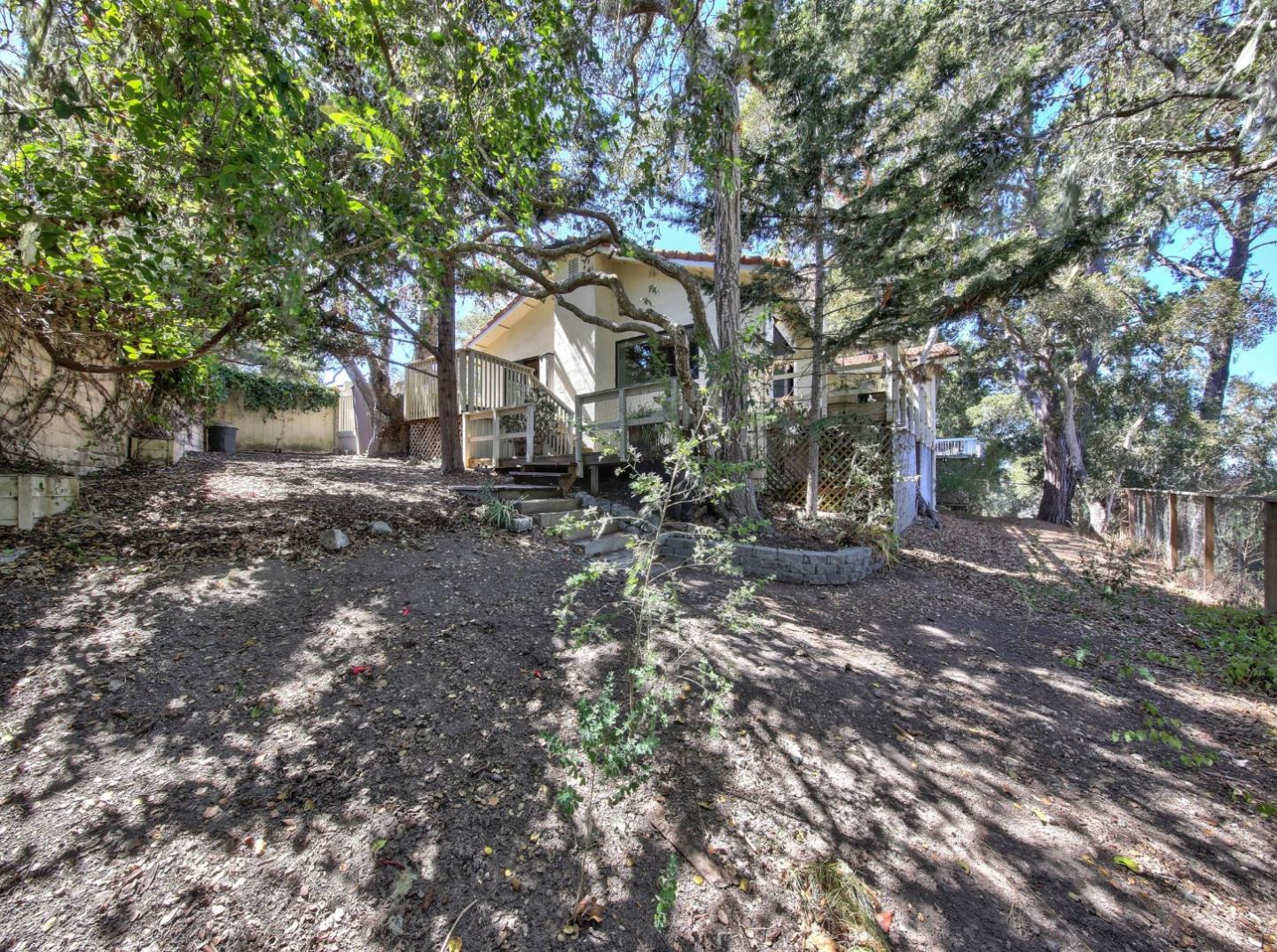 151 Littlefield Road Monterey, CA 93940 - Photo 11 of 24 Gallery Image 11