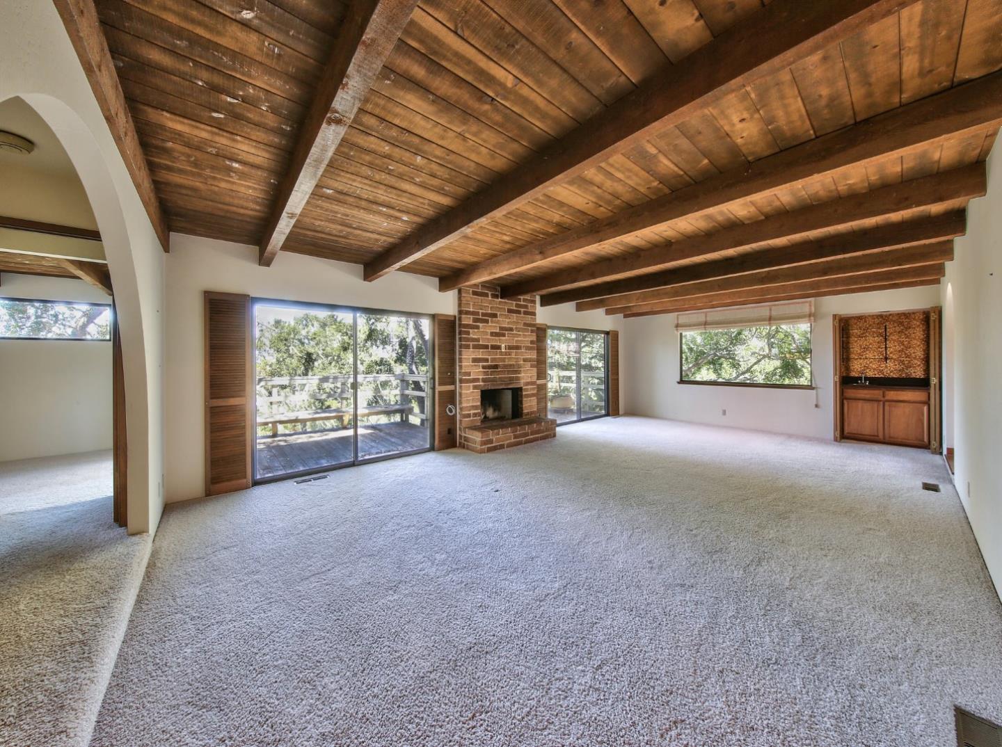 151 Littlefield Road Monterey, CA 93940 - Photo 4 of 24 Gallery Image 4