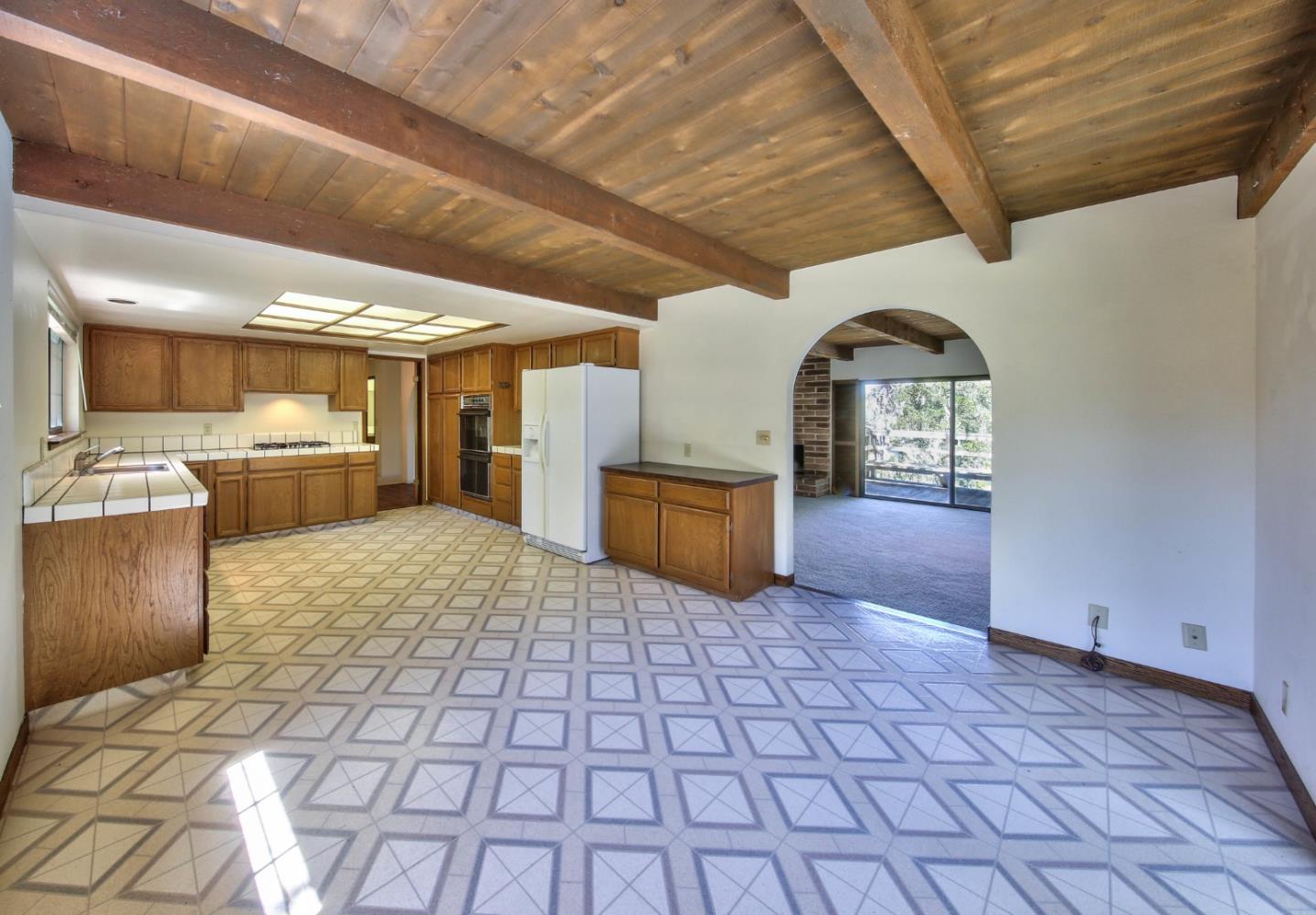 151 Littlefield Road Monterey, CA 93940 - Photo 7 of 24 Gallery Image 7