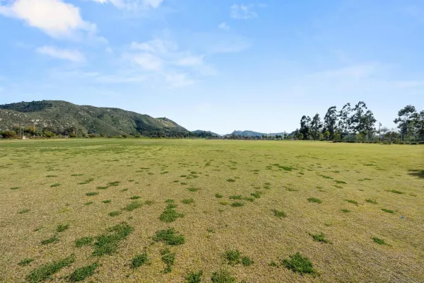 $849,999 | 35172 Bergamot Cove, Fallbrook, CA 92028