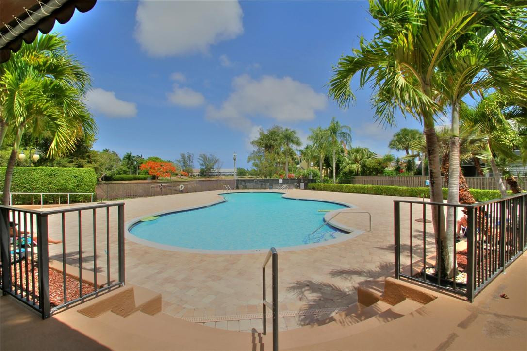 5323 Sapphire Valley Boca Raton, FL 33486 - Photo 29 of 34 Photo 30