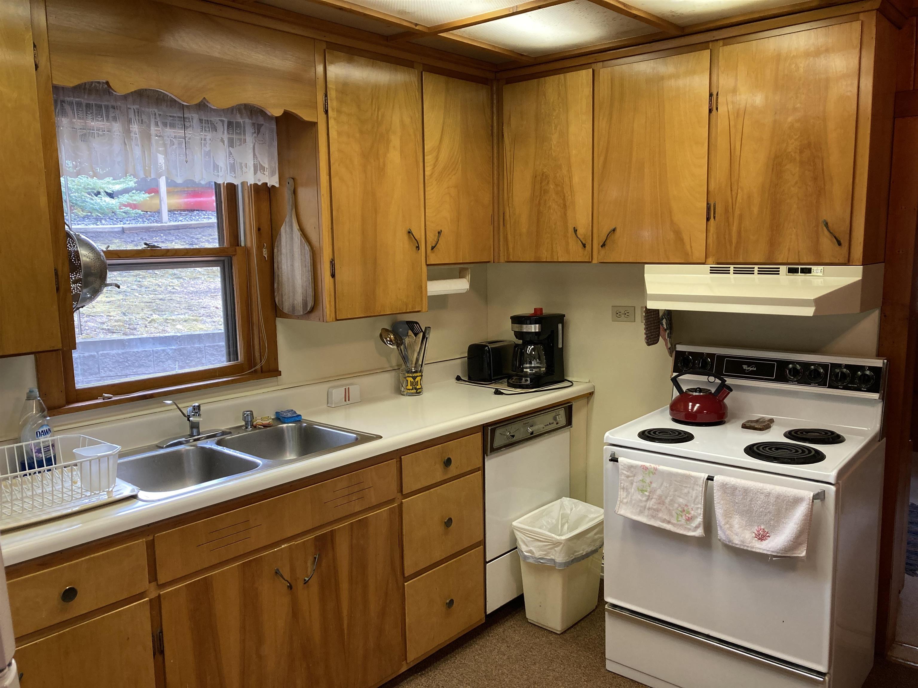 5825 Oak Road Rose City, MI 48654 - Photo 31 of 52