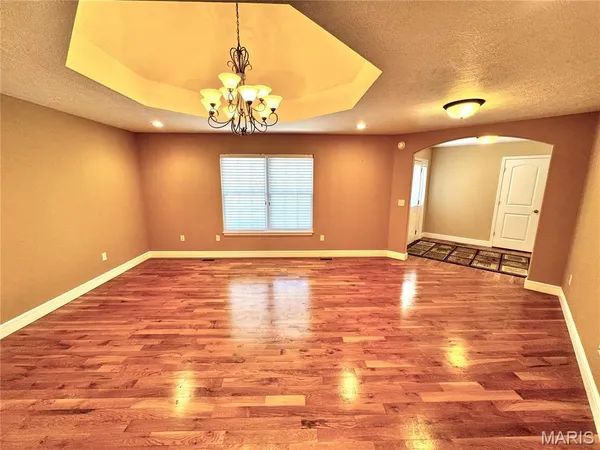 $364,900 | 2206 Cherry Blossom Circle, Lebanon, MO 65536