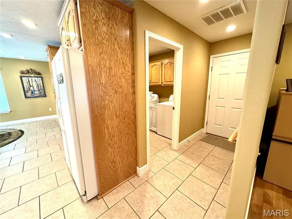 $364,900 | 2206 Cherry Blossom Circle, Lebanon, MO 65536