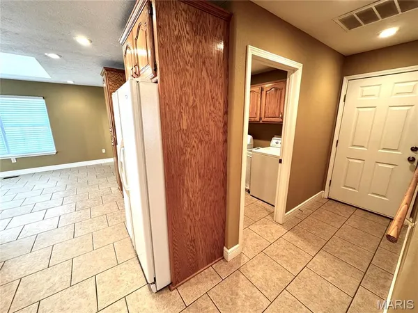 $364,900 | 2206 Cherry Blossom Circle, Lebanon, MO 65536