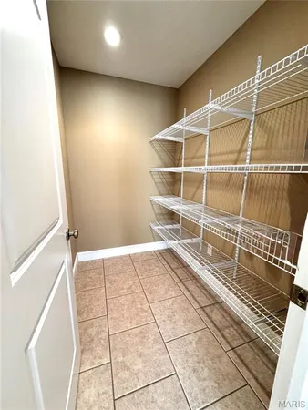 $364,900 | 2206 Cherry Blossom Circle, Lebanon, MO 65536