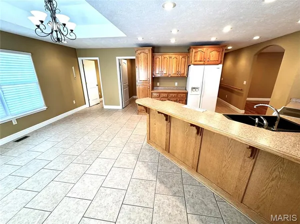 $364,900 | 2206 Cherry Blossom Circle, Lebanon, MO 65536